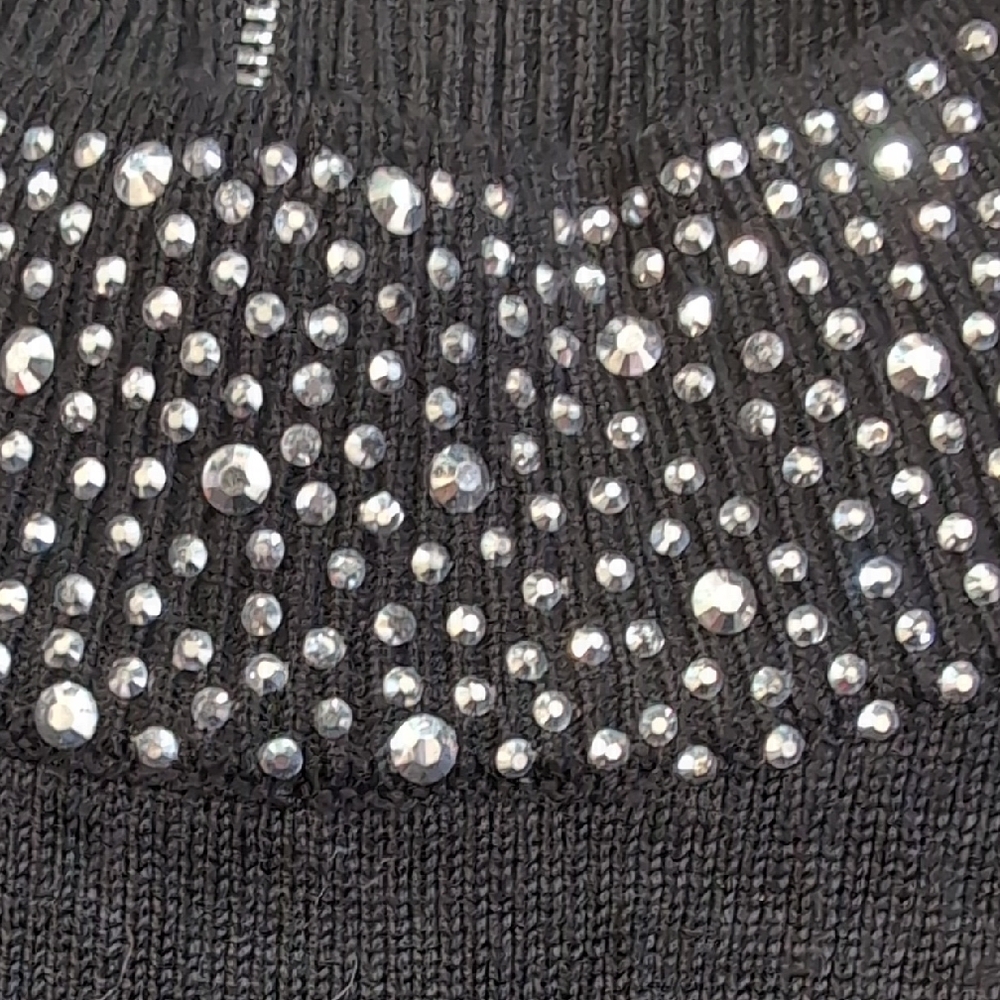 Carmen Marc Valvo Black Fitted Tank Top with Embellished Mock Turtleneck Collar - Picture 3 of 8